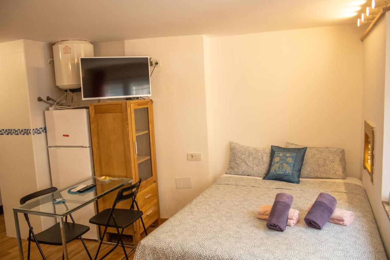 Malagueña Salerosa Apartamento - casa mata de 1 a 4 dormitorios con terraza o patio propio Málaga Exterior foto
