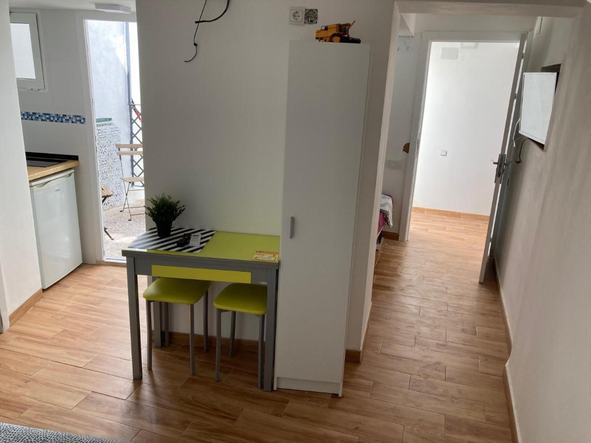 Malagueña Salerosa Apartamento - casa mata de 1 a 4 dormitorios con terraza o patio propio Málaga Exterior foto
