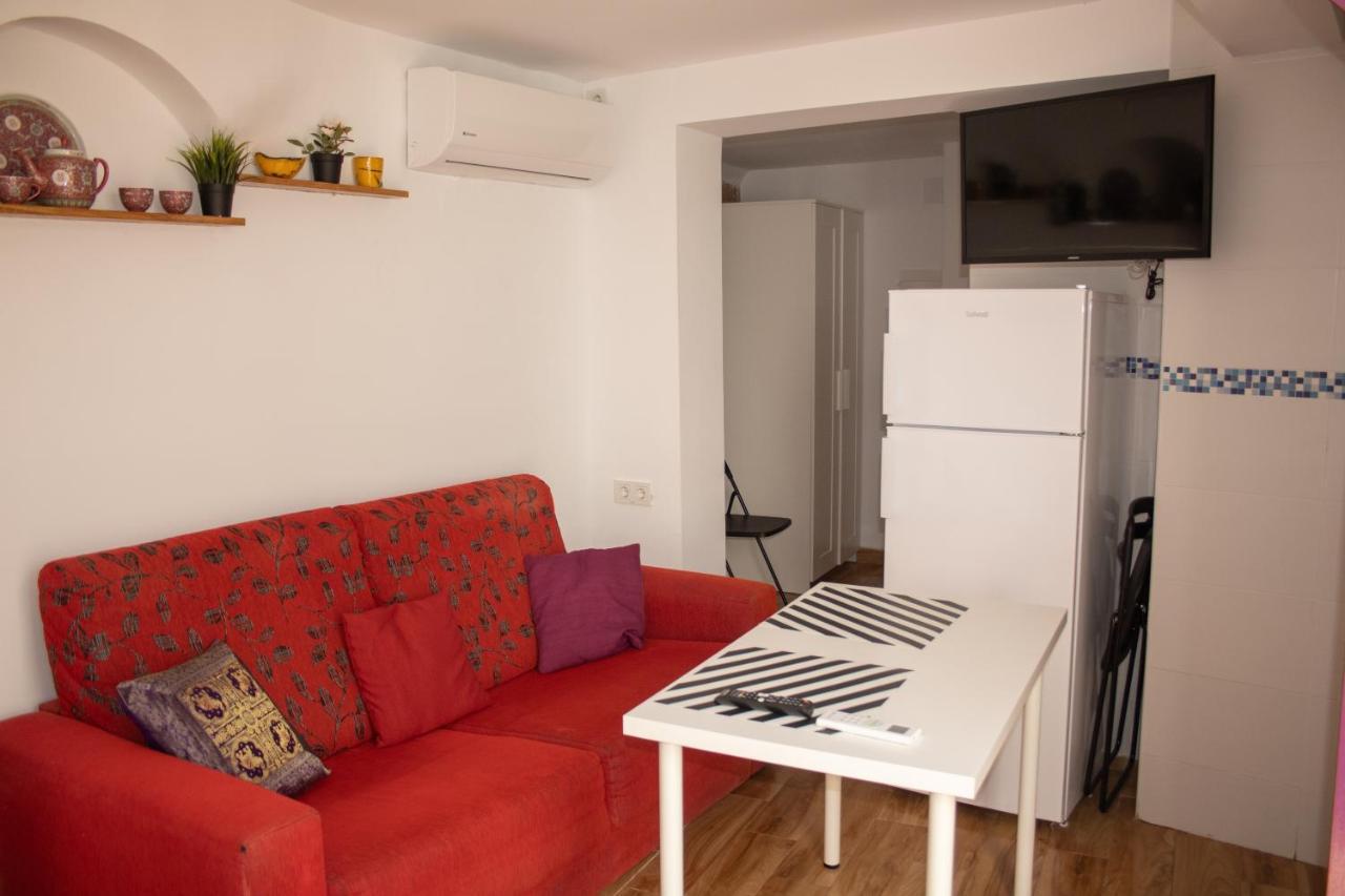 Malagueña Salerosa Apartamento - casa mata de 1 a 4 dormitorios con terraza o patio propio Málaga Exterior foto